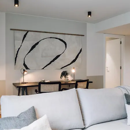 Milfontes - 2 Bedrooms And Shared Pool In Areeiro Lisboa