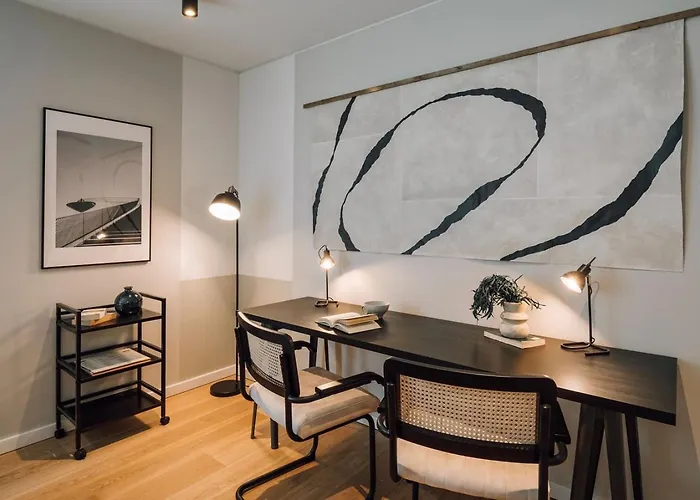 Milfontes - 2 Bedrooms And Shared Pool In Areeiro 아파트 *