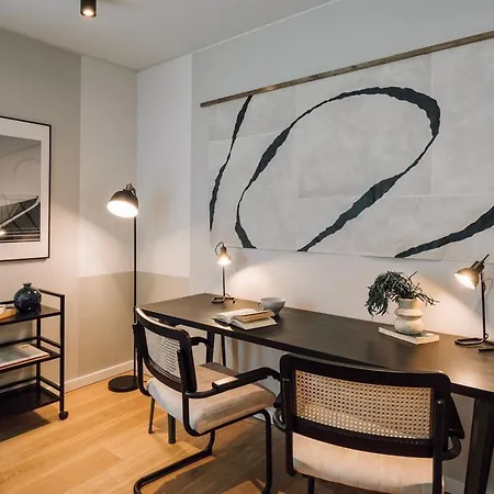 Milfontes - 2 Bedrooms And Shared Pool In Areeiro 公寓 *