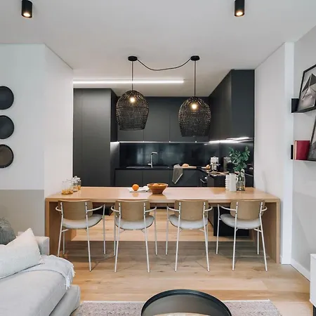 Milfontes - 2 Bedrooms And Shared Pool In Areeiro Apartamento
