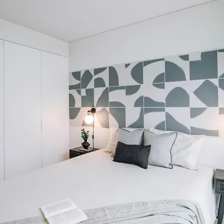Apartamento Milfontes - 2 Bedrooms And Shared Pool In Areeiro *